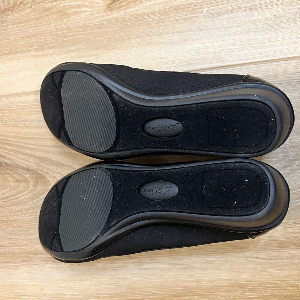 ANNE KLEIN Sport Black Slip On Wedges Size 6 - Picture 8 of 9